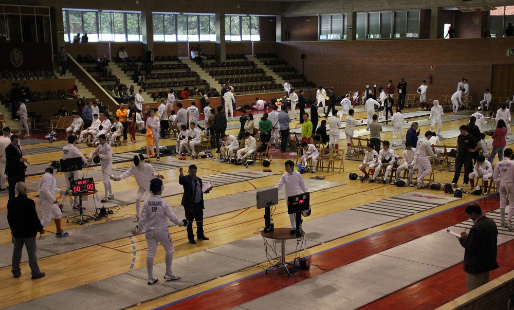 El Club Navarro de Esgrima roza el p&oacute;dium en el TNR M17